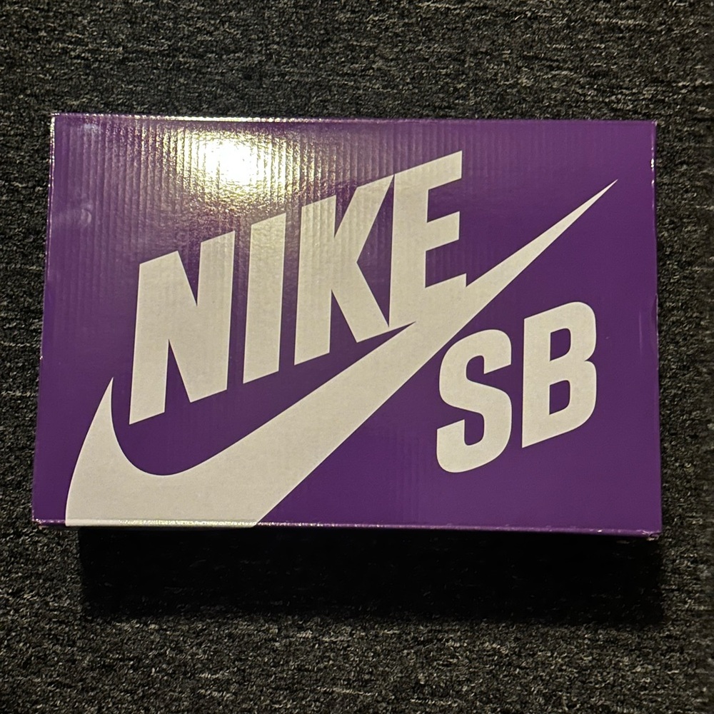 Nike SB Dunk Low Court Purple